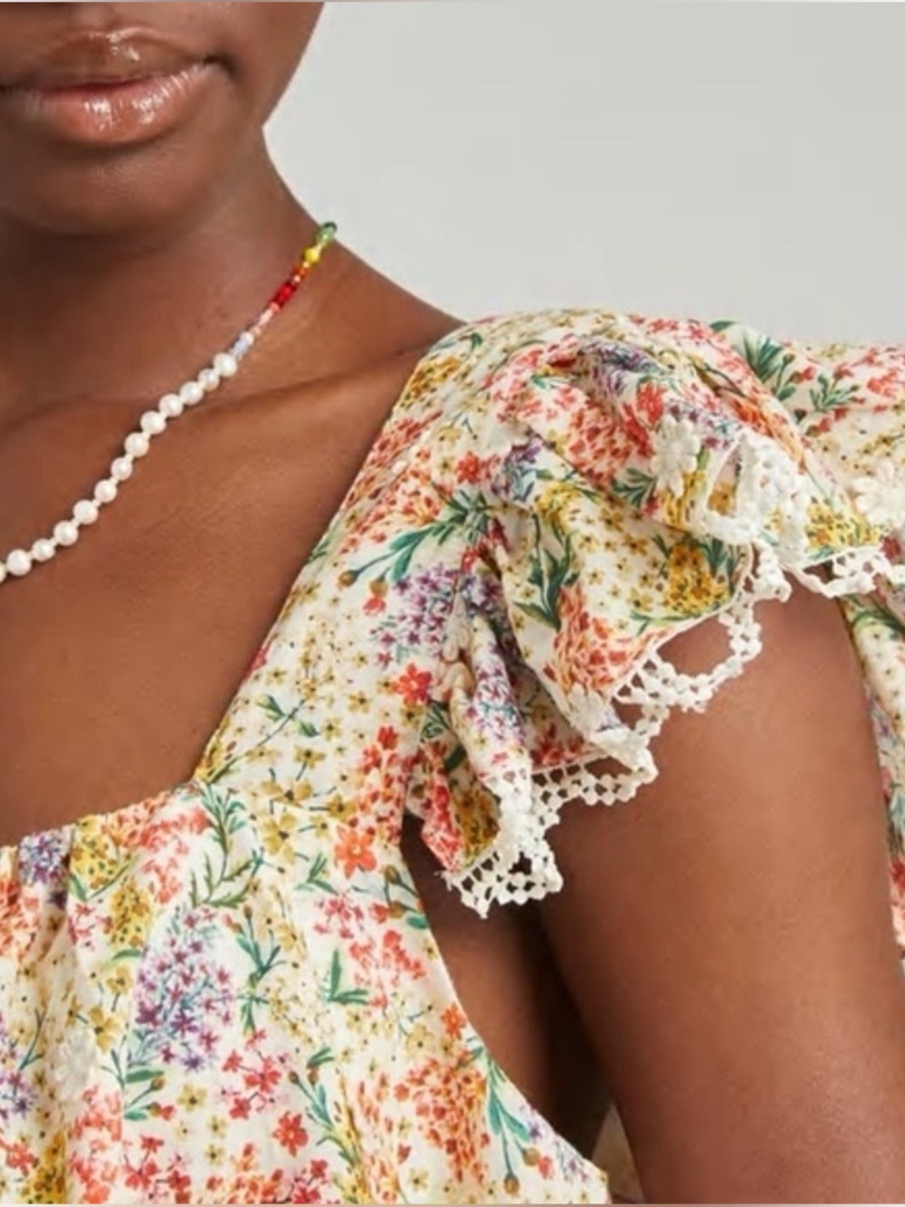 FARM Rio Cream Floral Ruffled Sleeve Blouse - Picture 2 of 7